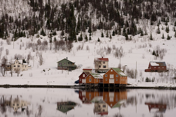 Maison sur pilotis sur la presqu'île de Kvaloya - Presqu'île de Kvaloya - Norway