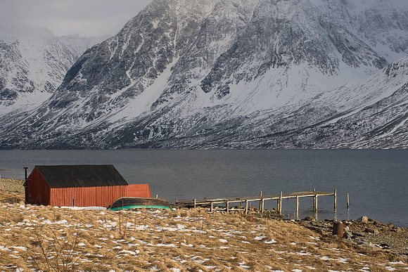 Cabane de pêcheur et son embarcadère - Storsteinnes - Norway