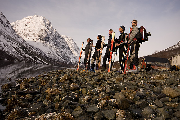 Yann, Hervé, Florian , Rémy et Martin au bord du Ullsfjord - Ura - Norway