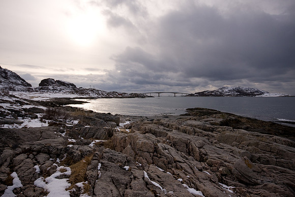 Pont tout à l'ouest de l'île de Kvaloya - Presqu'île de Kvaloya - Norway